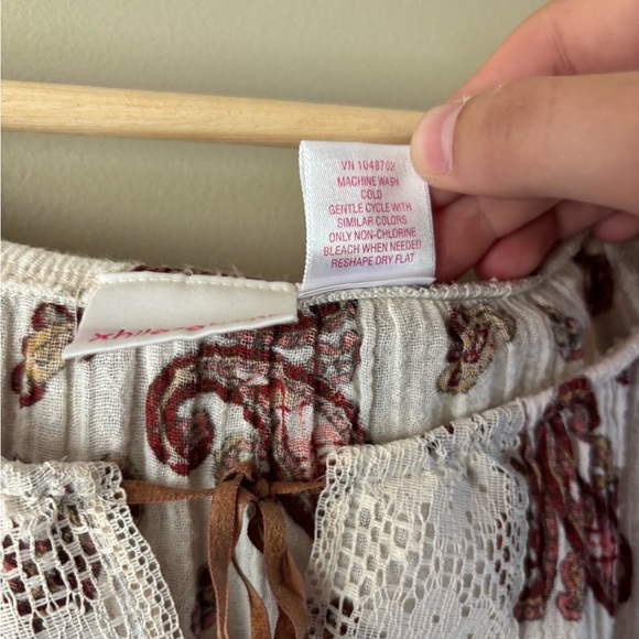 Xhilaration paisley boho top - Picture 7 of 9